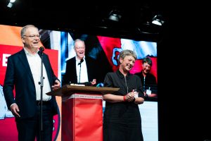 Stephan Weil und Hanna Naber nach dem Beschluss des Programms